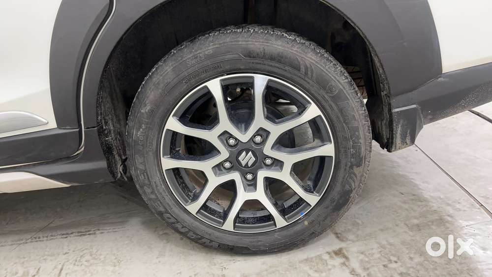 Maruti Suzuki Xl6 1.5 Zeta Mt, 2024, Petrol
