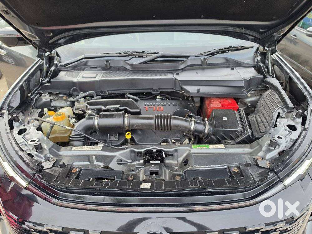 Tata Safari Accomplished Plus 6 Str Dual Tone, 2025, Diesel
