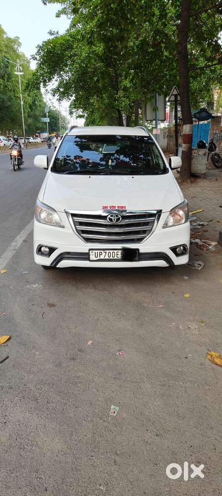 Toyota Innova 2.5 G (diesel) 7 Seater Bs Iv, 2016, Diesel