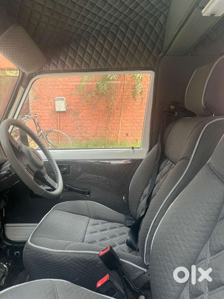 Maruti Suzuki Gypsy King St 4x4, 2010, Petrol