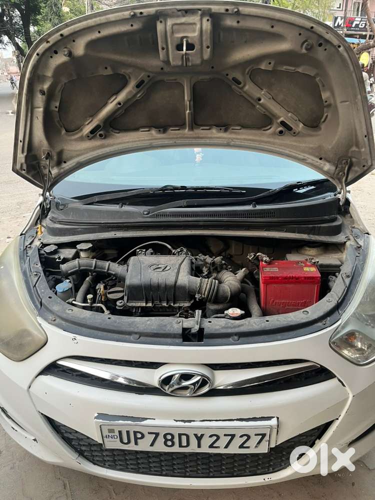 Hyundai I10 Sportz 2015 Km Driven