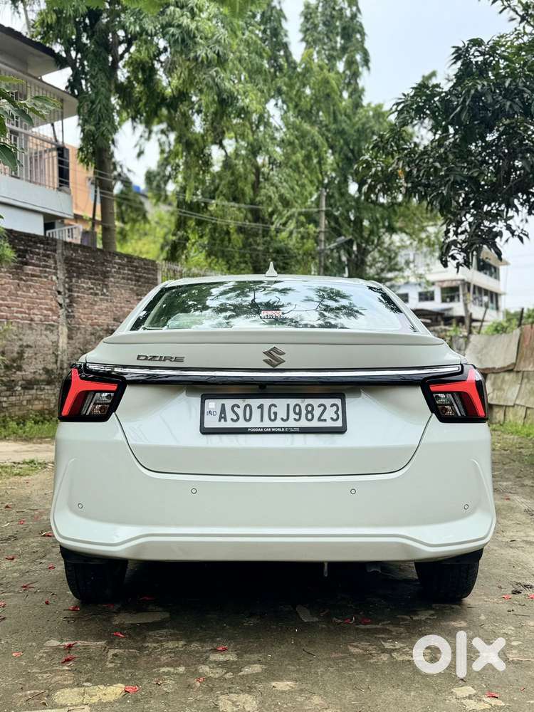 Maruti Suzuki Dzire 1.2 Zxi, 2025, Petrol