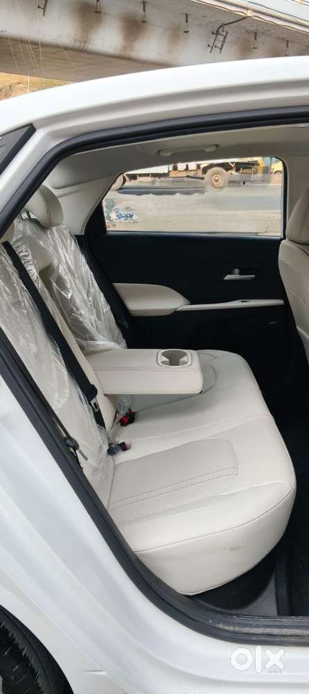 Hyundai Verna 1.5 Sx Vtvt Ivt, 2025, Petrol