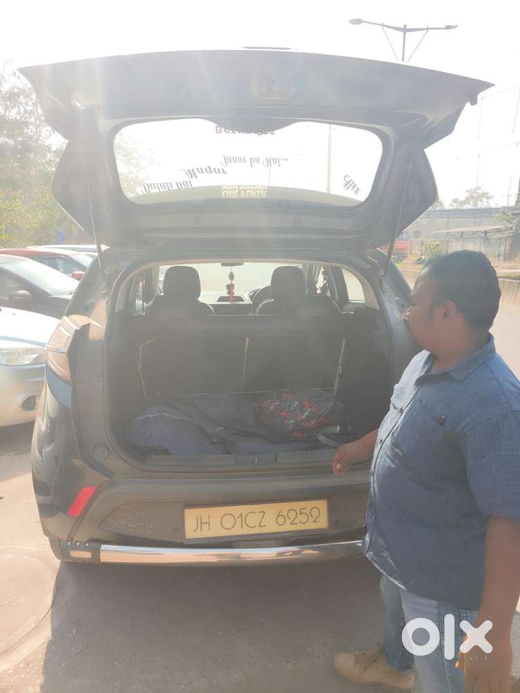 Tata Nexon 1.2 Revotron Xm, 2018, Petrol