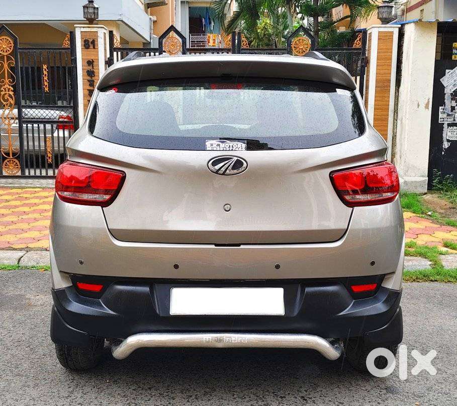 Mahindra Kuv 100 Mahindra-kuv-100-g80-k2-plus, 2017, Petrol