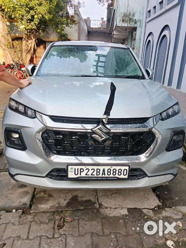 Maruti Suzuki Grand Vitara 2023 Petrol Well Maintained