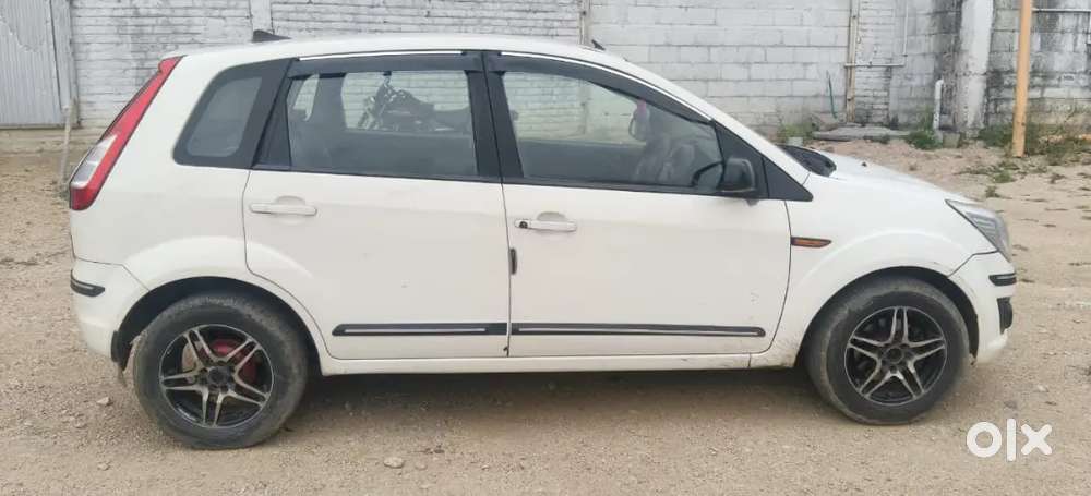 Ford Figo 2013