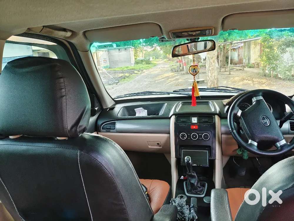 Tata Safari Storme 2014 Diesel Manual Year