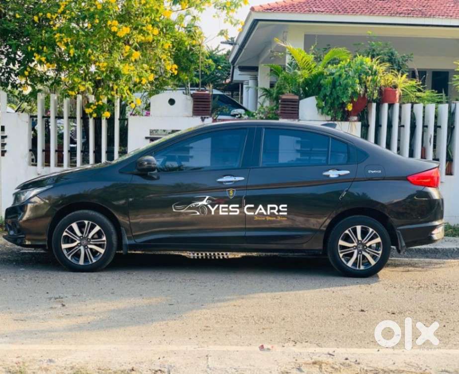 Honda City V Petrol Cvt, 2022, Petrol