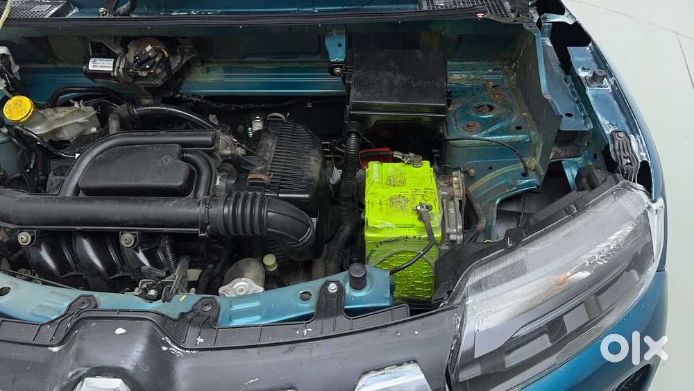 Renault Kwid 1.0 Rxt Amt, 2022, Petrol