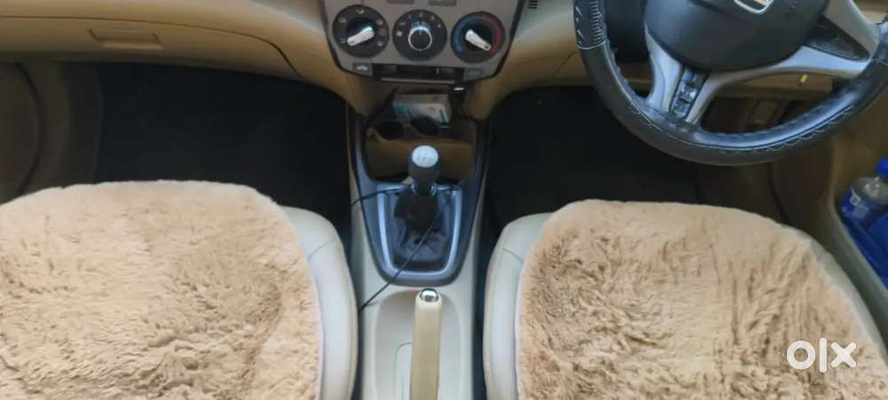 Honda City Petrol 2013 With Manual Transmission
