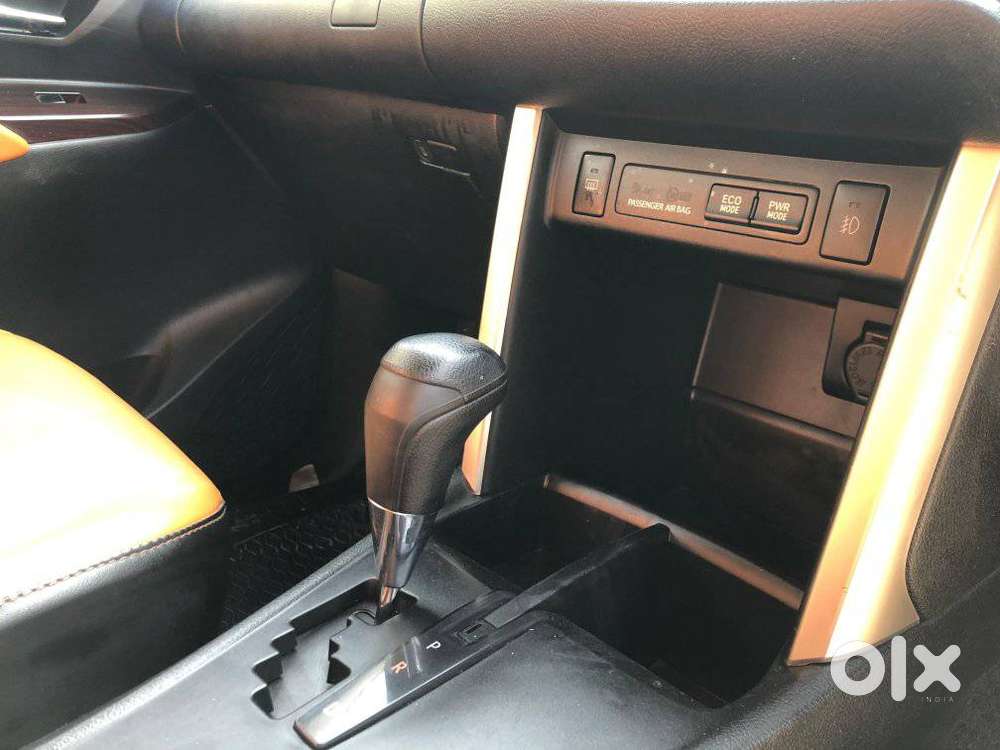 Toyota Innova Crysta 2.8 Gx At 8 Seater, 2019, Diesel