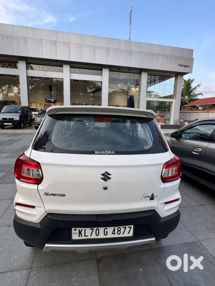 Maruti Suzuki S-presso Vxi At, 2022, Petrol