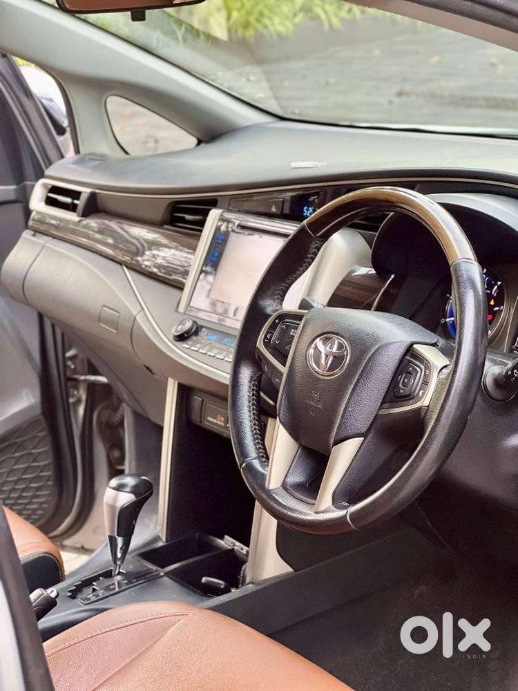 Toyota Innova Crysta 2.8z Automatic, 2019, Diesel