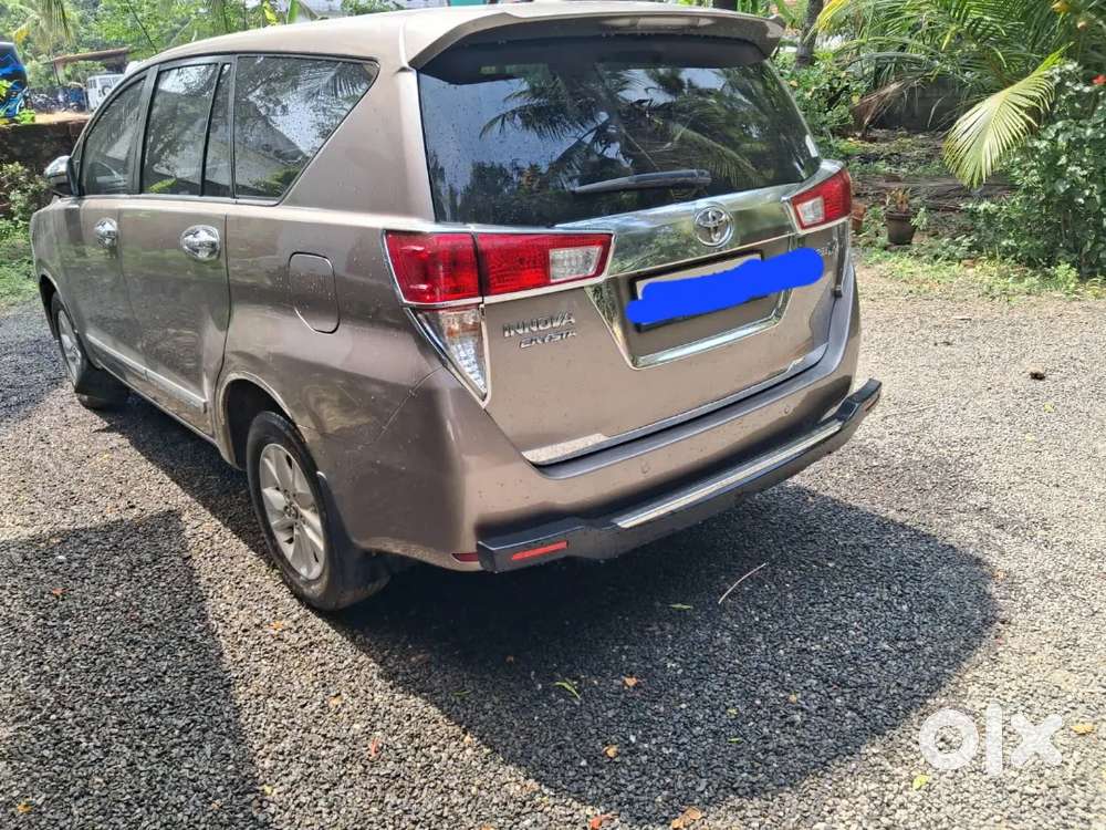 Toyota Innova Crysta 2017