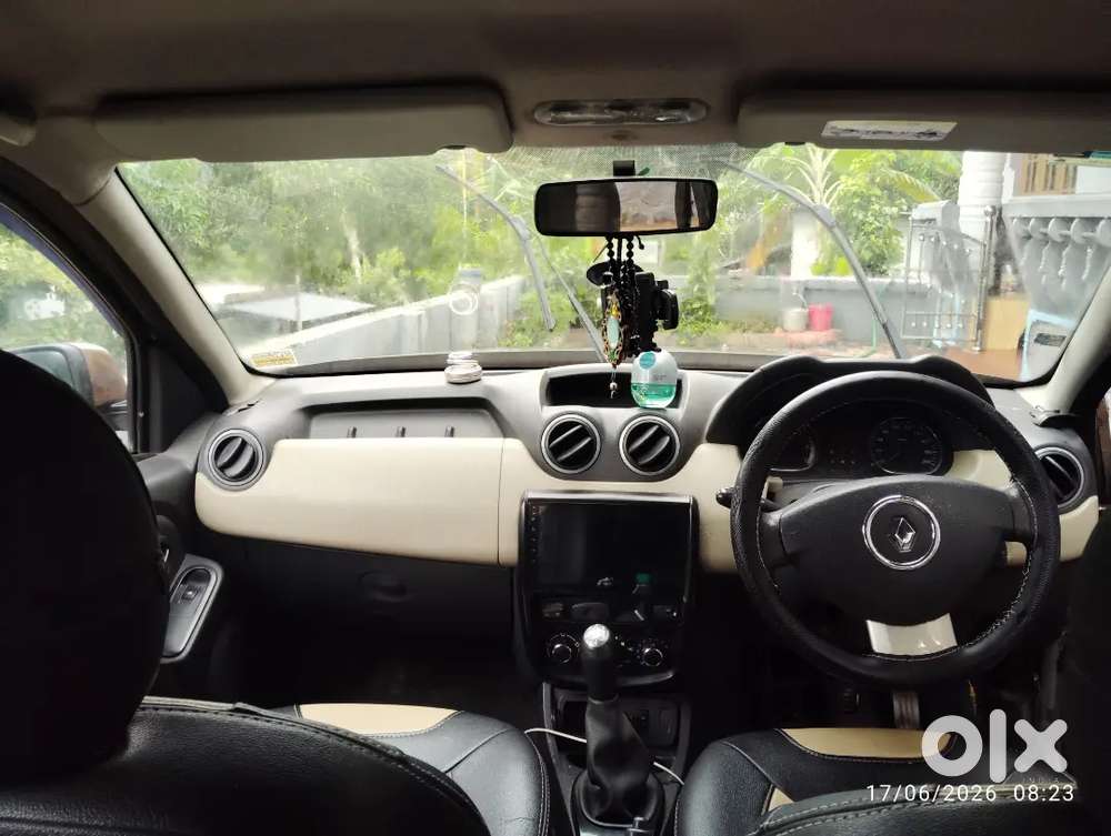 Renault Duster 2013 Diesel 130000 Km Driven