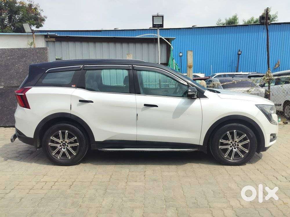 Mahindra Xuv700 2.2 Ax 7 Diesel Mt Luxury Pack Str, 2025, Diesel