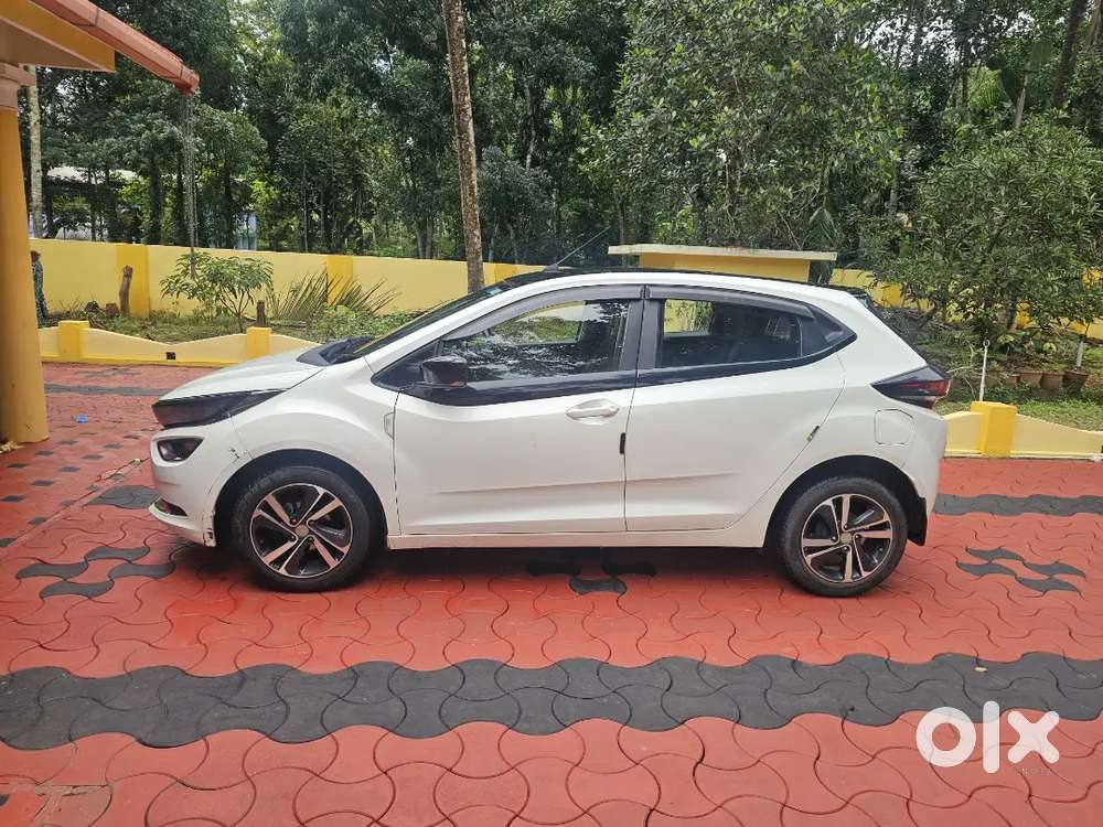 Nice Car With Good Power And Tyres Are Good Too