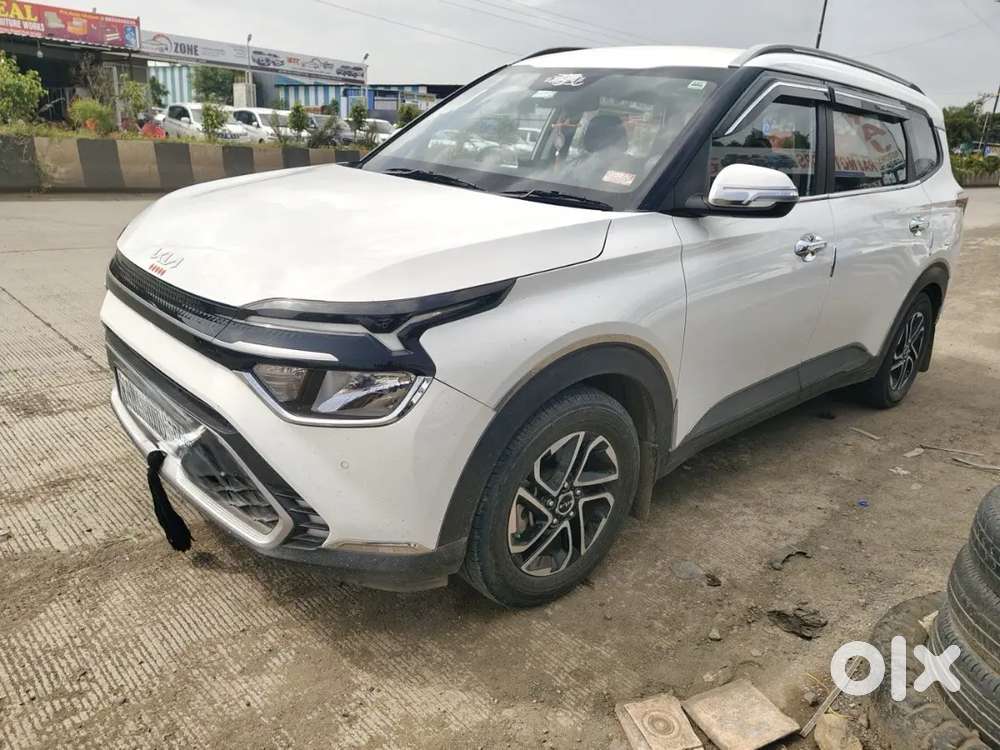 Kia Carens Prestige 2023