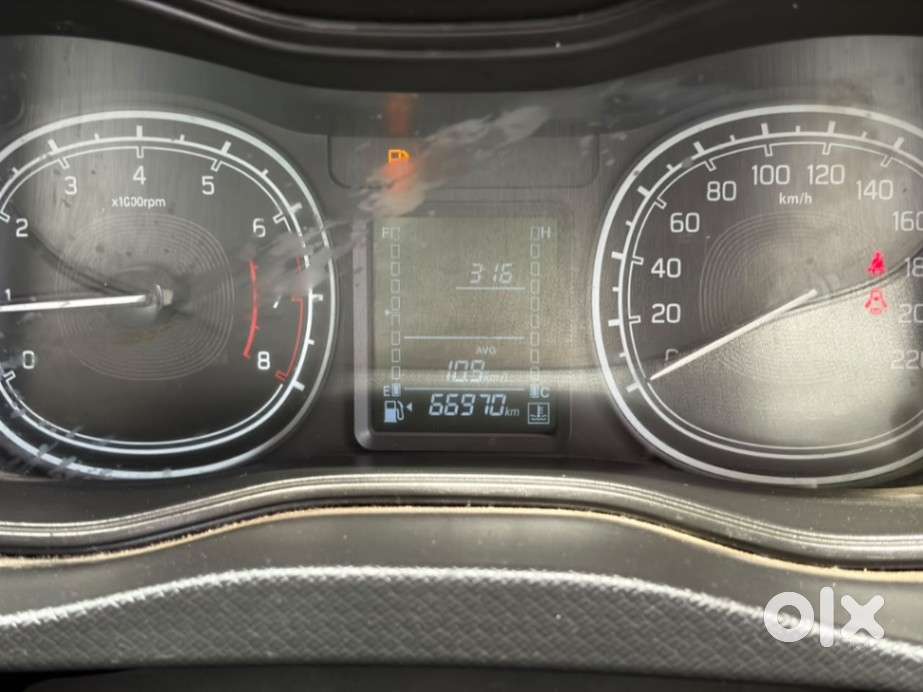 Maruti Suzuki Brezza, 2021, Petrol