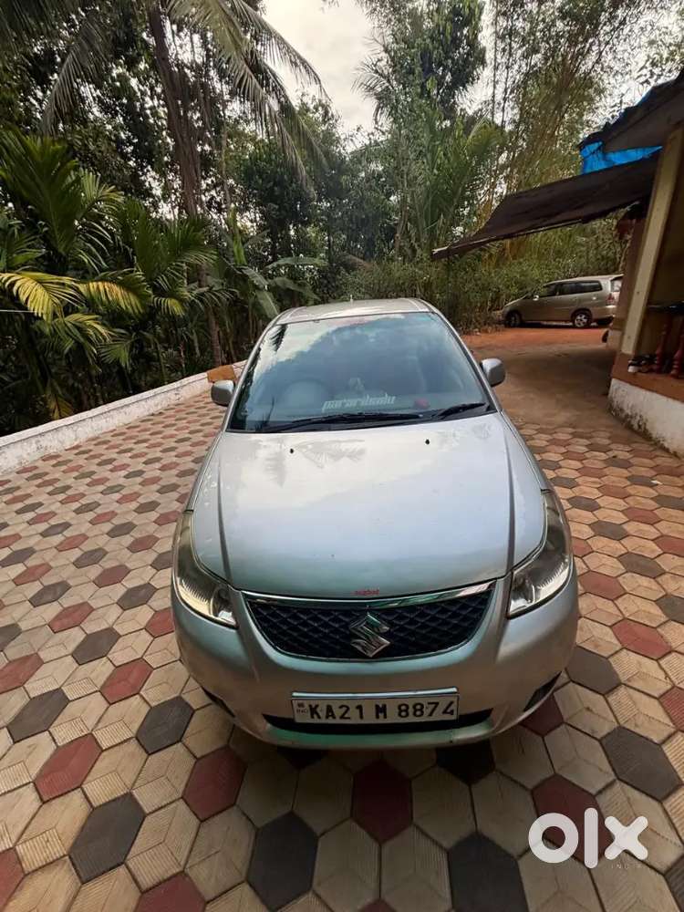 Good Condition 70% Tyre Grip Well Maintained