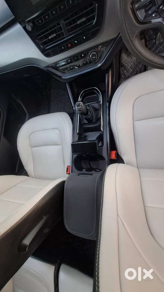Tata Safari 2.0 Kryotec Xt Plus, 2022, Diesel