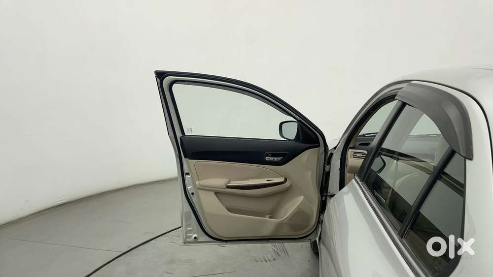 Maruti Suzuki Dzire 1.2 Zxi Amt, 2019, Petrol