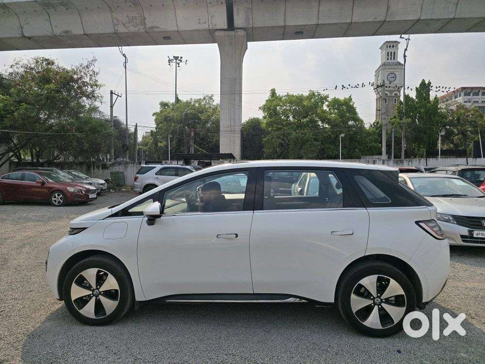 Mg Windsor Ev Essence, 2025, Electric