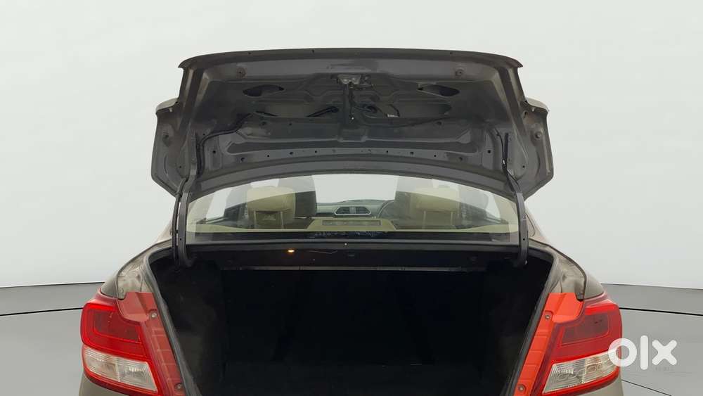 Maruti Suzuki Swift Dzire 1.2 Vxi Bsiv, 2017, Petrol