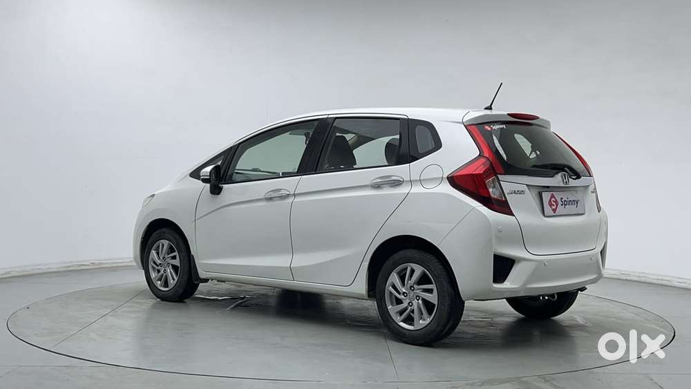 Honda Jazz [2020-2023] 1.2 Vx I-vtec Mt, 2019, Petrol
