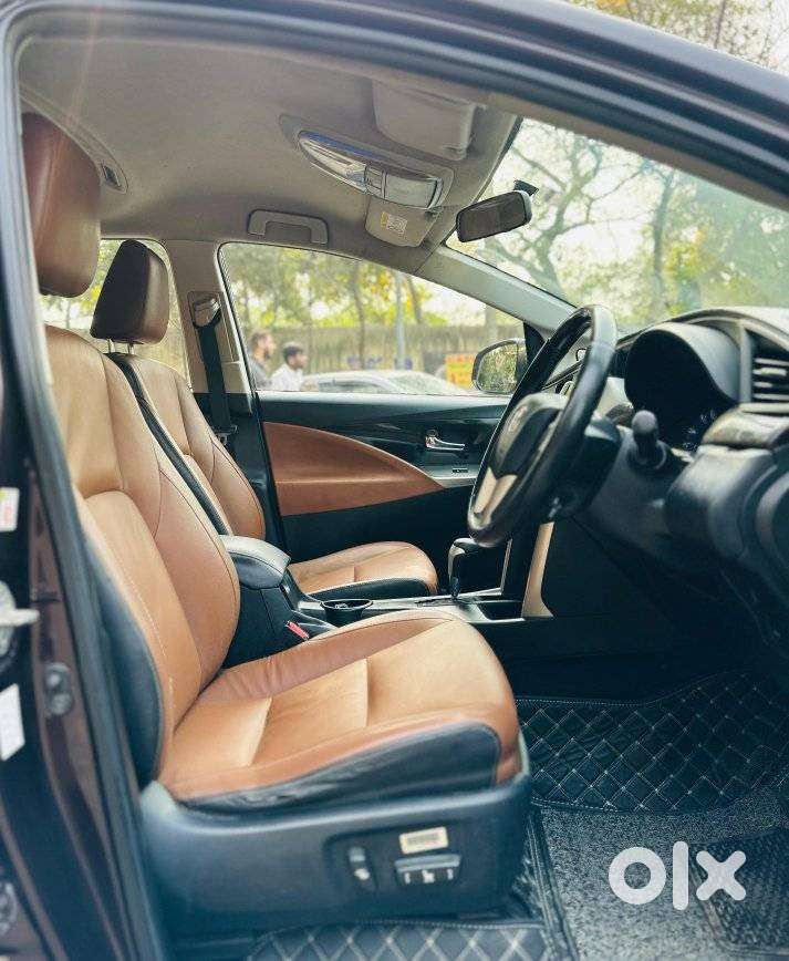 Toyota Innova Crysta 2.8 Zx Automatic 7 Str, 2017, Diesel