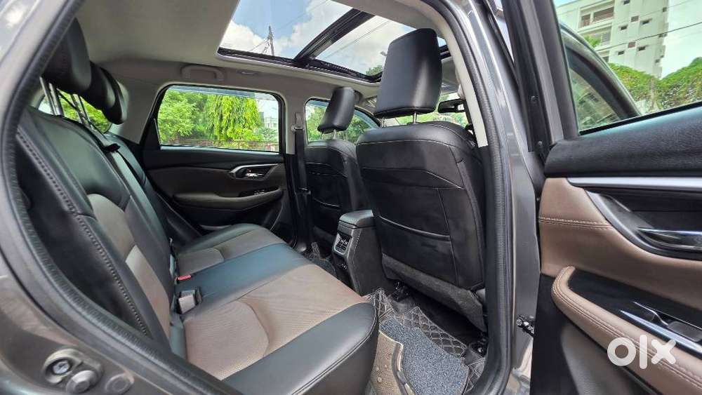 Toyota Urban Cruiser Hyryder 1.5 V Hybrid, 2024, Cng & Hybrids