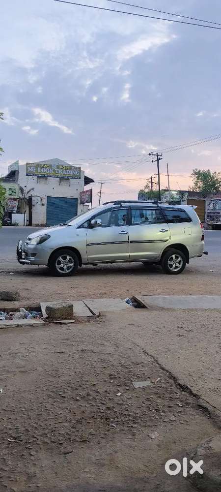 Toyota Innova 2008 Diesel 320000 Km Driven
