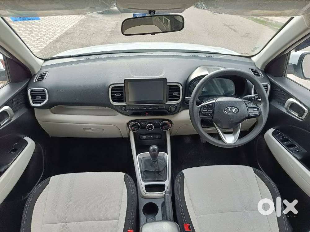 Hyundai Venue S Mt 1.2 Kappa, 2023, Petrol