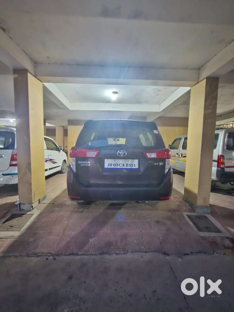 Toyota Innova Crysta 2018 Diesel Manual 1st