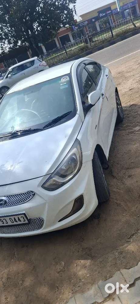 Hyundai Fluidic Verna 2013 Diesel Good Condition