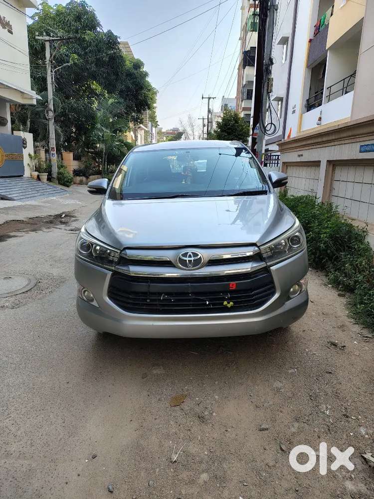 Toyota Innova Crysta 2016 Diesel 215000 Km Driven