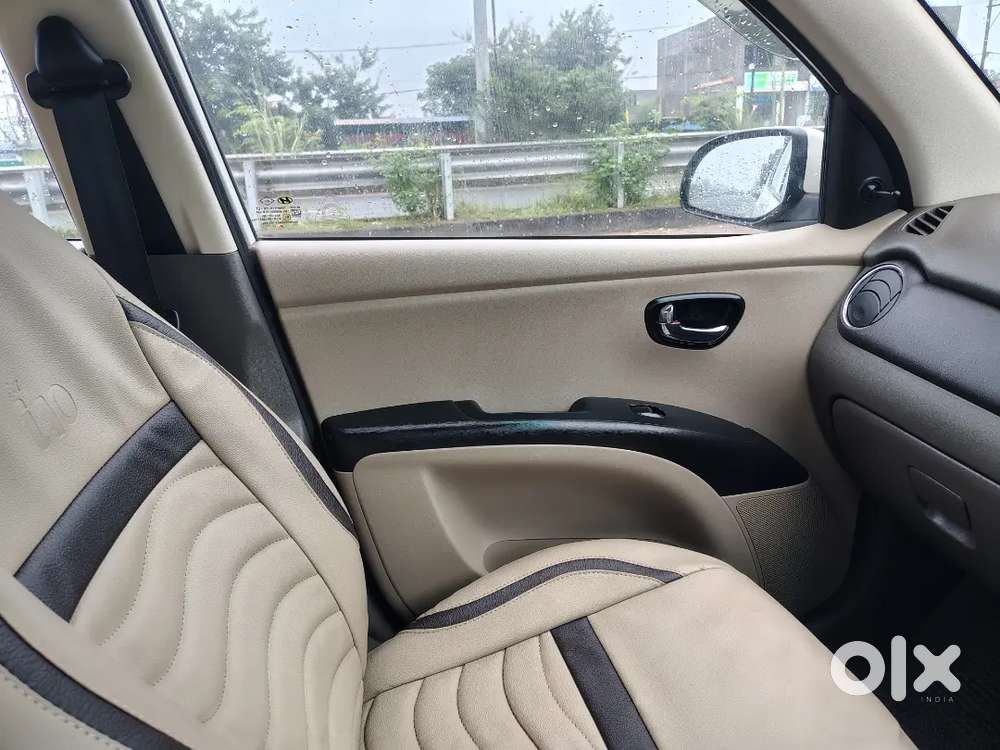 Hyundai I10 Sportz Petrol 2014-excellent Condition