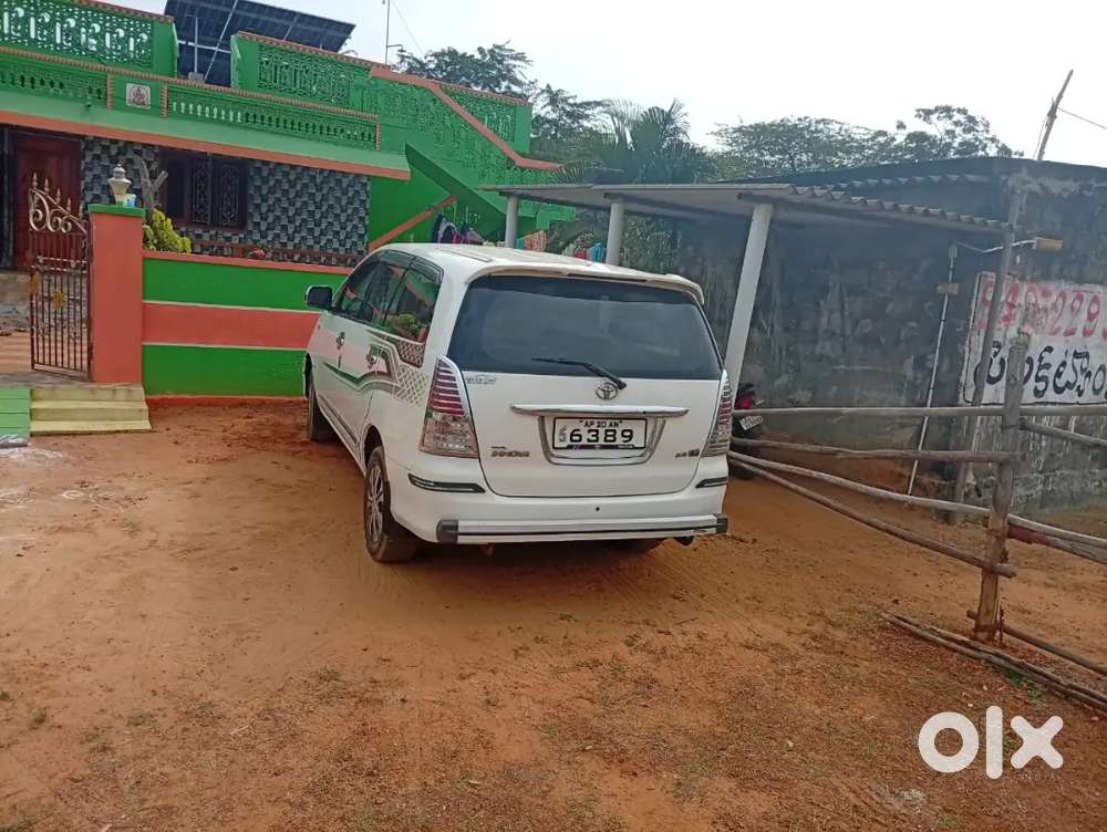 Toyota Innova 2.5 G 2012