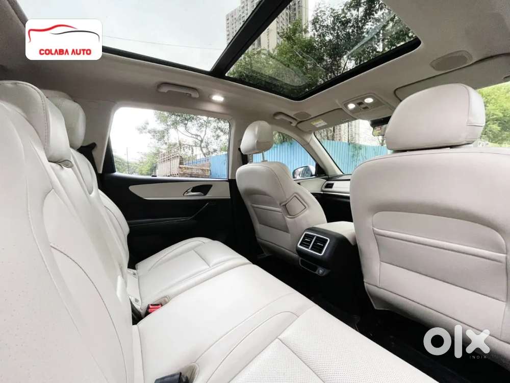Mahindra Xuv700 2.0 Ax 7 Petrol At Luxury Pack Str, 2024, Petrol