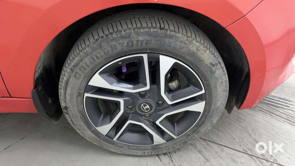 Tata Tiago Xza Plus Dual Tone, 2022, Petrol
