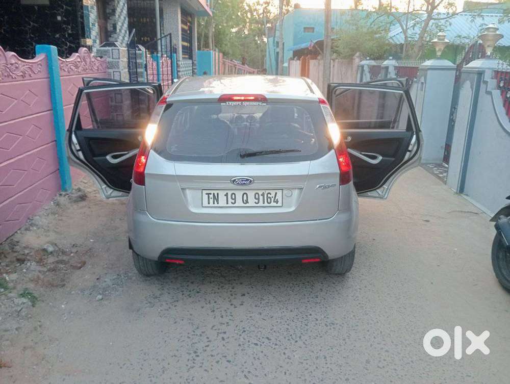 Ford Figo 2012-2015 Petrol Titanium, 2015, Petrol