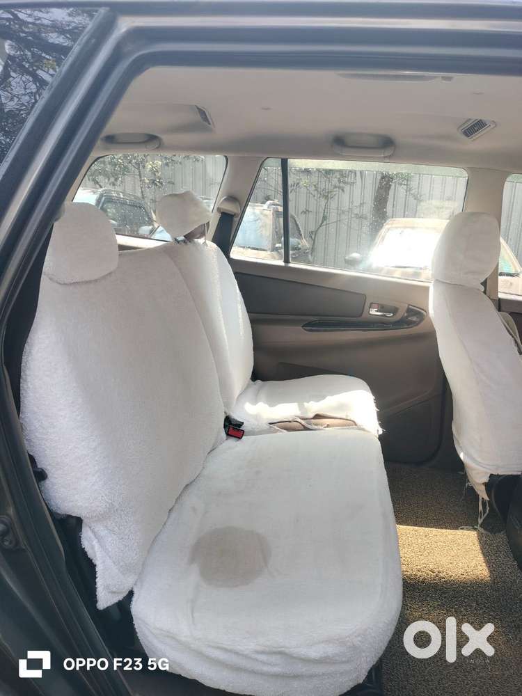 Toyota Innova [2013-2016] 2.5 V Diesel 7 Str, 2015, Diesel