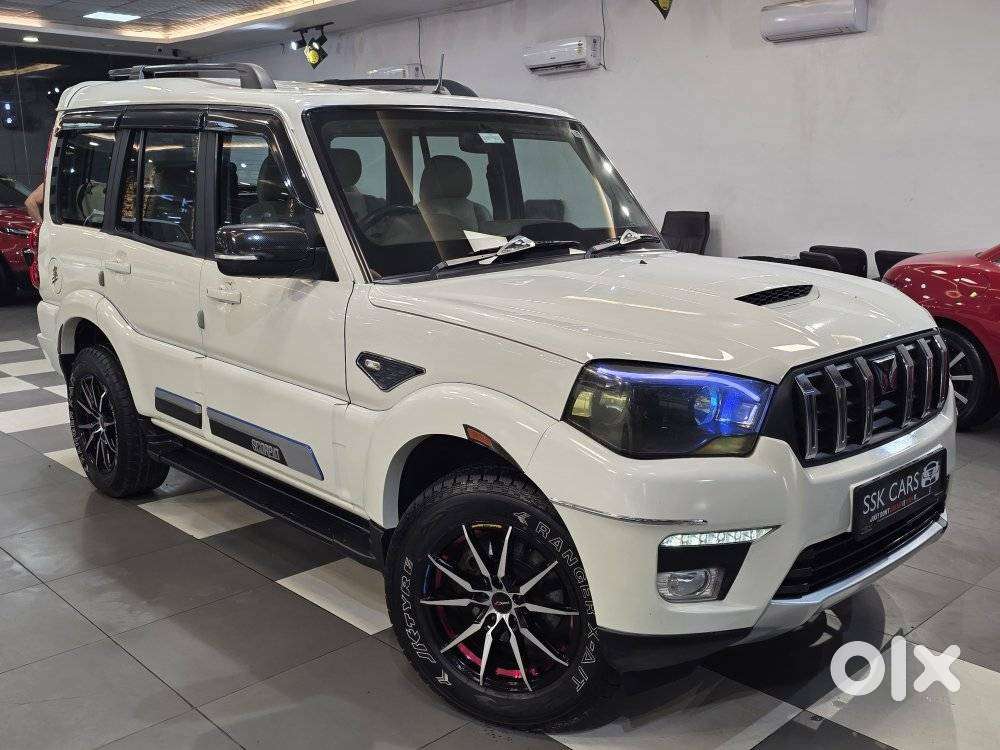 Mahindra Scorpio Classic 2.2 S 11 Mt 7 Str, 2022, Diesel