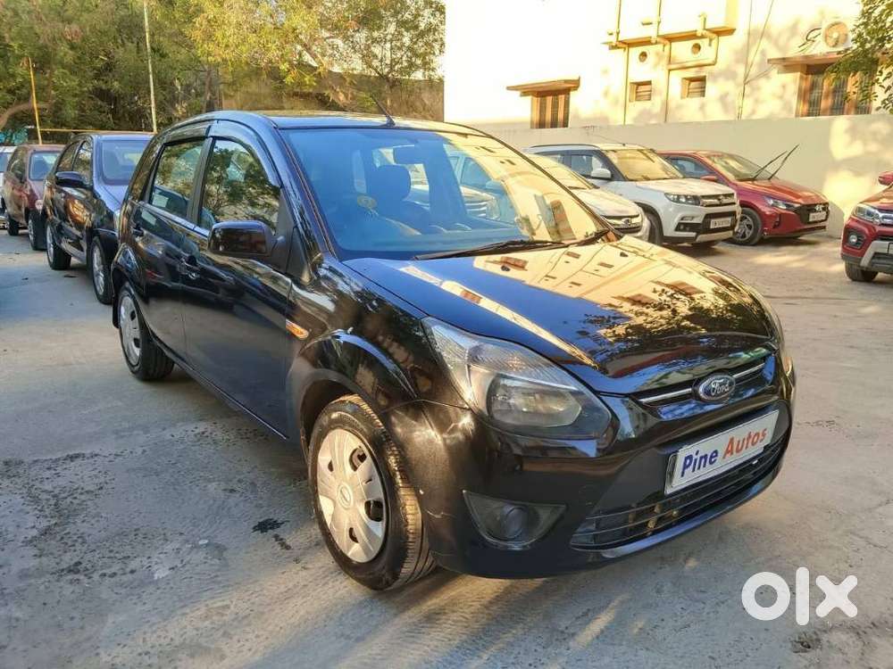 Ford Figo 1.2p Titanium Mt, 2010, Petrol