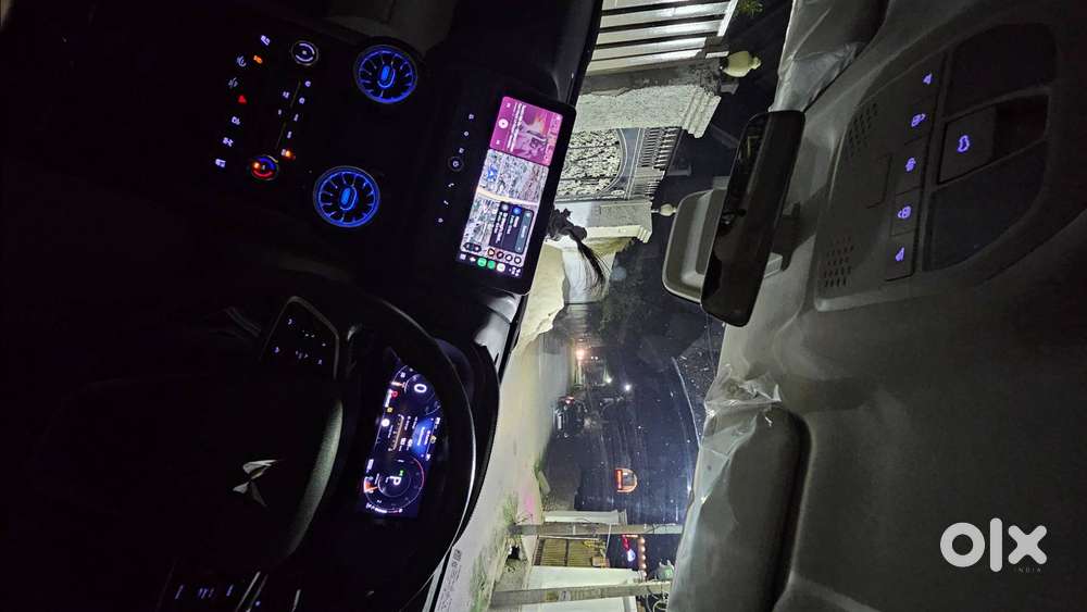 Mahindra Thar Roxx 2025 Diesel 21000 Km Driven
