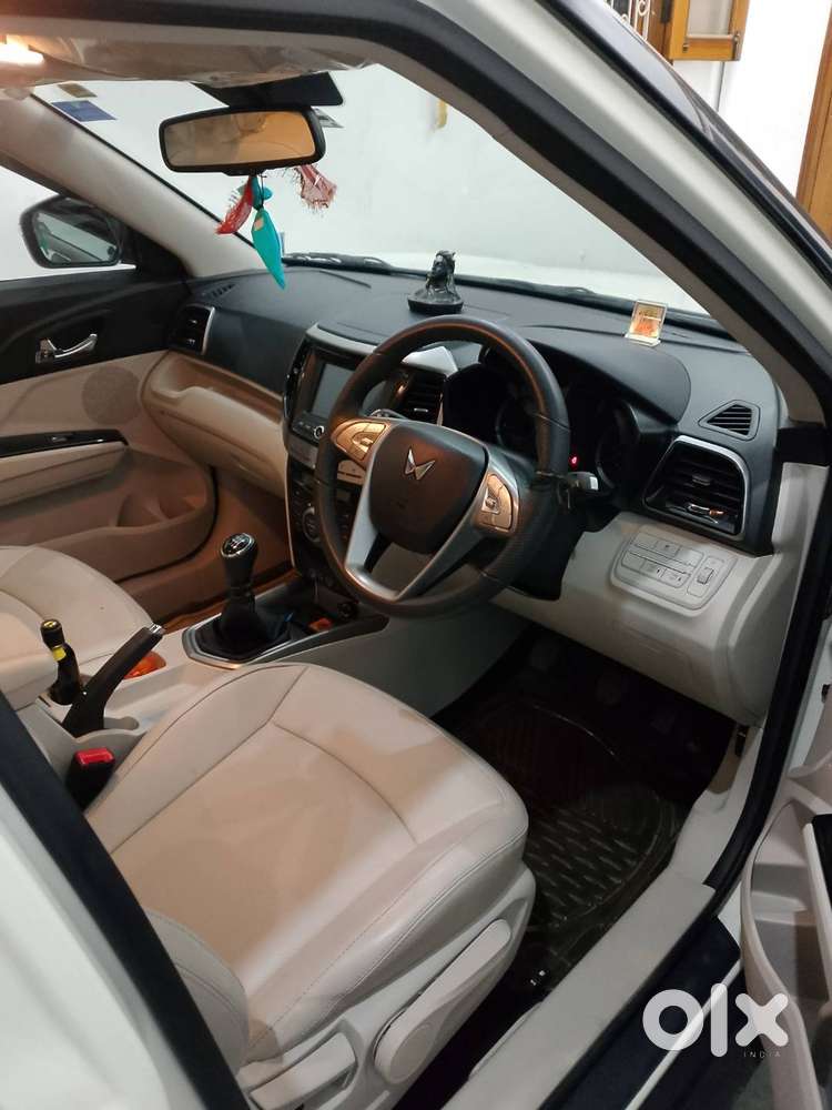 Mahindra Xuv300 2023 Suv
