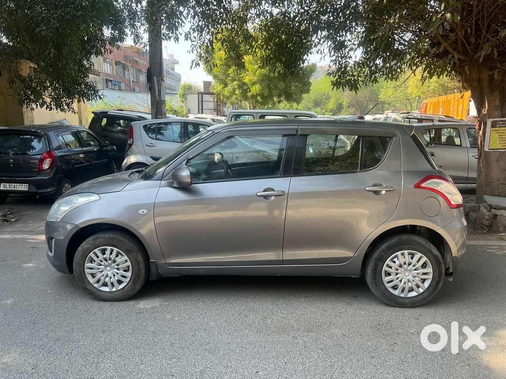Maruti Suzuki Swift Lxi Option, 2017, Petrol