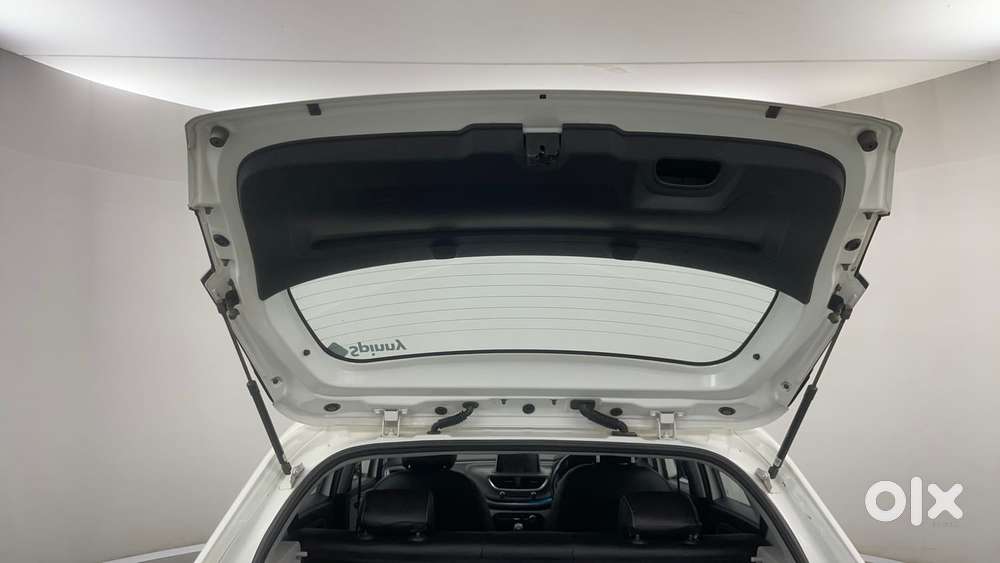 Tata Altroz Xz, 2021, Petrol