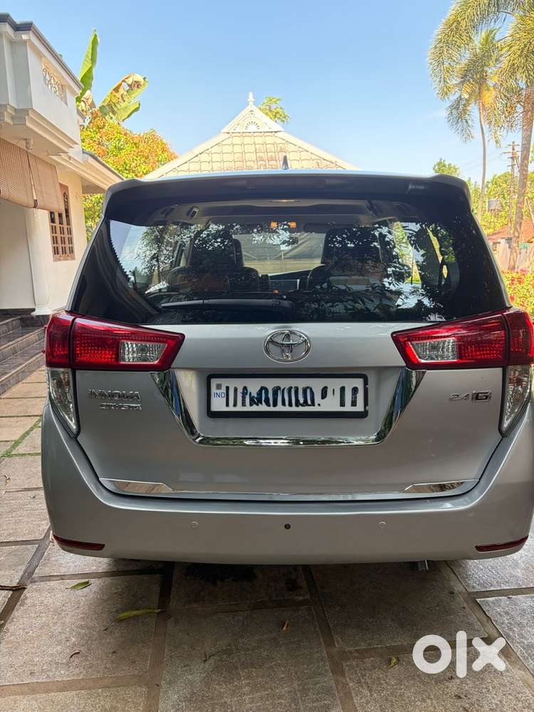 Toyota Innova Crysta 2018 Diesel Well Maintained